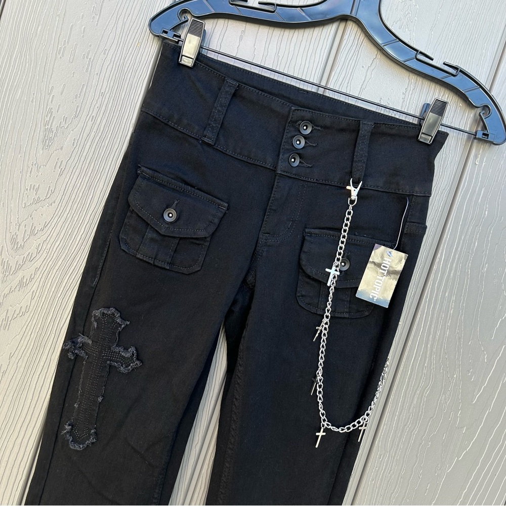 Hot Topic Black Cross Patch Side Chain Flare Pants Sz 3 Low Rise Gothic Stretch - Picture 4 of 16